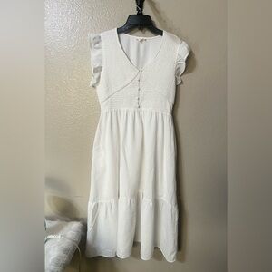 Women’s “And The Why” Ruffle Sleeve Front Smocked Tiered Midi Dress. Sz-Lg